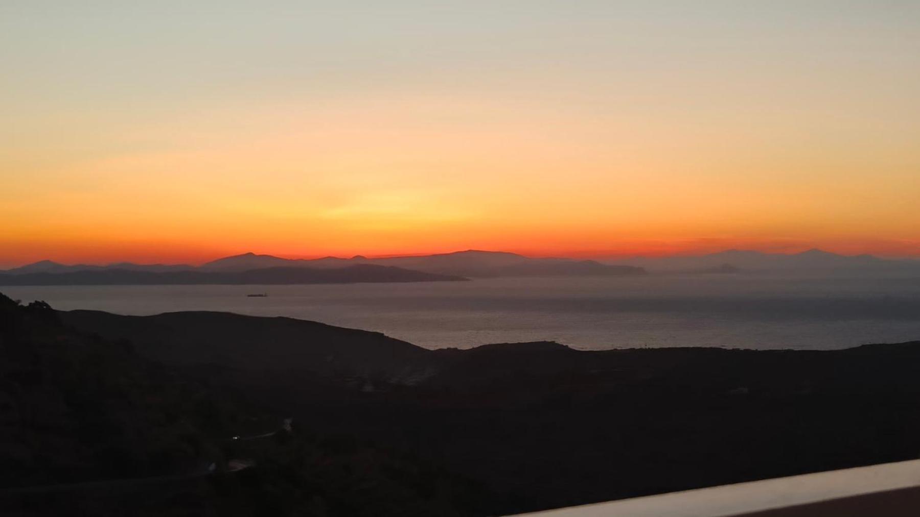 Διαμέρισμα Enjoy A Wondeful Sunset From A Traditional House-aggelos Ioulis